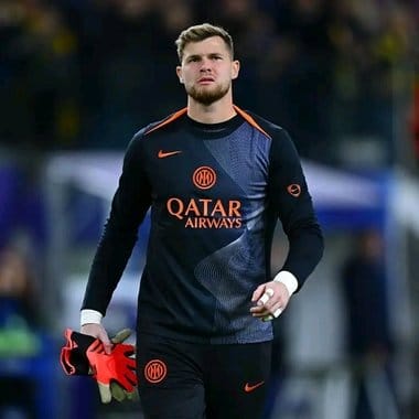 martinezjpg - Știri de azi Știri de azi | Portarul echipei Inter Milano, Josep Martinez, implicat într-un accident rutier soldat cu un mort. Cristian Chivu a anulat conferinţa de presă de marţi - Știri de azi |