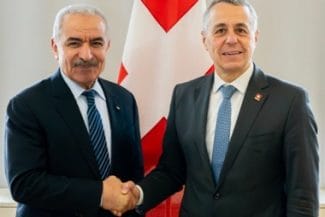 Știri de azi | Autoritatea Palestiniană, în campanie în Europa, în vederea recunoaşterii Palestinei ca stat. Iniţiativă populară, în Elveţia, în vederea unei recunoaşteri prin referendum a Palestinei - Știri de azi | 