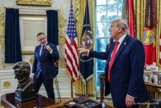 nawrocki-trump-gest-biroul-oval-xjpg - Știri de azi Știri de azi | REDIMENSIONAREA TRUPELOR AMERICANE – Polonia a primit confirmarea că prezenţa militară americană nu va fi redusă - Știri de azi |