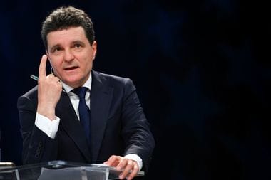 Știri de azi | 10 ANI DE LA COLECTIV – Nicuşor Dan: În zona de sănătate sunt ceva progrese în aceşti 10 ani. Din păcate, pe zona de corupţie cred că am făcut nişte paşi înapoi / Cum explică faptul că nu avem niciun pat pentru marii arşi - Știri de azi | 