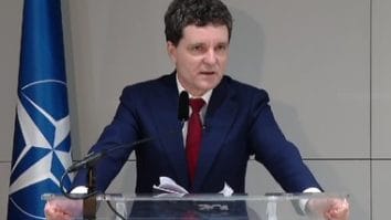 Știri de azi | Nicuşor Dan consideră că există voinţă politică la toate partidele din coaliţie în ceea ce priveşte reforma pensiilor magistraţilor: Nu cred că trebuie să vedem chestiunea asta ca pe un meci / Sunt convins că legea va trece de filtrul CCR - Știri de azi | 