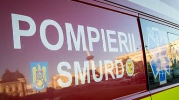 Știri de azi | Miros de gaz pe casa scării într-un bloc din Râmnicu Vâlcea / Au fost evacuate 16 persoane adulte şi 3 minori / Verificările au stabilit că mirosul provenea de la o butelie / Scăpări de gaz la patru apartamente - Știri de azi | 