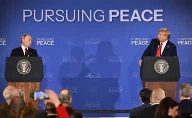 Știri de azi | Trump spune că i-ar putea da lui Putin un nou ultimatum: Dacă nu se încheie războiul, ar putea trimite Ucrainei rachete Tomahawk. Şeful Casei Albe a discutat din nou cu Zelenski duminică, după ce vorbiseră şi sâmbătă - Știri de azi | 