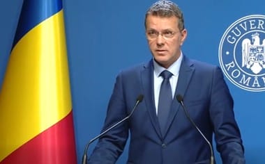 Știri de azi | Moşteanu, despre SAFE: Interesul şi eforturile noastre sunt pentru a aduce cât mai mult din această capacitate industrială de apărare în România / Suntem în discuţii cu ucrainenii pentru a demara producţia de drone în România - Știri de azi | 