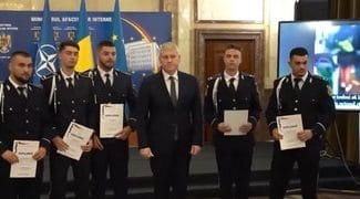 Știri de azi | Ministrul de Interne, Cătălin Predoiu, a premiat reprezentanţi ai MAI răniţi în timpul misiunilor precum şi pe cei care au salvat vieţi - Știri de azi | 