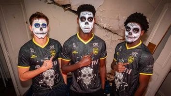 Știri de azi | Fotbal: Sochaux joacă împotriva lui Versailles cu tricouri speciale de Halloween - Știri de azi | 
