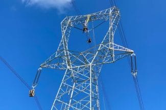 Știri de azi | Electrica va construi 15 parcuri de baterii de stocare energie electrică, având o capacitate de aproximativ 1GWh - Știri de azi | 