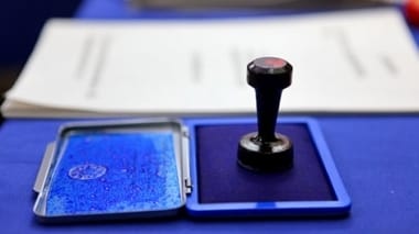 stampila-vot-moldova-zdgjpg - Știri de azi Știri de azi | Republica Moldova – Curtea Constituţională a validat rezultatele alegerilor parlamentare din 28 septembrie. Ce urmează - Știri de azi |