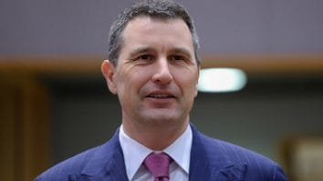 Știri de azi | Tanczos Barna crede că invitarea premierului în Parlament poate să fie o minge ridicată la fileu: E ocazie bună de a prezenta lucruri, elemente concrete în Parlament / Suntem totuşi într-o campanie electorală - Știri de azi | 