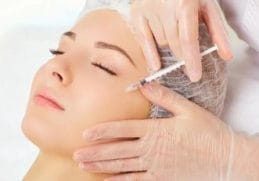 Știri de azi | Două femei care şi-au făcut tratamente estetice costisitoare la o clinică din Capitală fără să plătească au fost reţinute pentru abuz de încredere prin fraudarea creditorilor/ Prejudiciul depăşeşte 21.400 de lei – VIDEO - Știri de azi - Page 38 | 