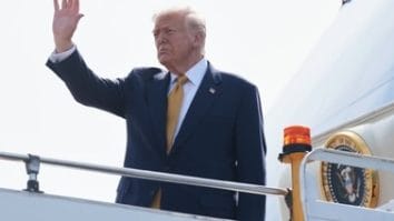 Știri de azi | Trump a ajuns în Coreea de Sud / Agenda vizitei / Optimist că discuţiile cu Xi Jinping de joi vor avea ”rezultate excelente pentru lume” – VIDEO - Știri de azi | 