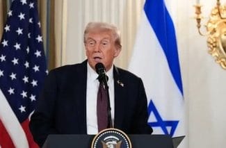 Știri de azi | La ordinul lui Trump, 200 de soldaţi din Texas sosesc în Illinois - Știri de azi | 