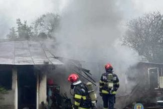 whatsapp-image-2025-10-24-at-13-12-28jpg - Știri de azi Știri de azi | O femeie de 70 de ani şi-a pierdut viaţa într-un incendiu produs în judeţul Dâmboviţa / Focul a pornit de la jar căzut din sobă / IGSU: Vorbeşte cu părinţii şi bunicii tăi! Explică-le cât de periculos este să doarmă cu focul aprins - Știri de azi |