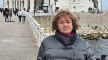 Știri de azi | Camelia Voicu, fost director al Colegiului Naţional ”Mihai Eminescu” Buzău, mărturisire emoţionantă la câteva luni după demisie: O funcţie publică este fascinantă, dar muşcă din tine - Știri de azi | 