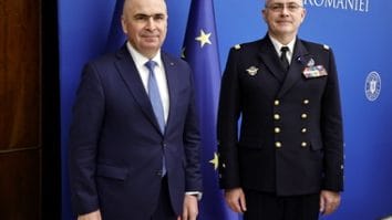 Știri de azi | Premierul Ilie Bolojan, la întâlnirea cu amiralul Pierre Vandier, Comandantul Suprem Aliat pentru Transformare-SACT: Obiectivul României este consolidarea poziţiei Alianţei de descurajare şi o politică solidă de apărare pe termen lung - Știri de azi | 