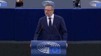 Știri de azi | Dan Motreanu, mesaj la 32 de ani de la intrarea în vigoare a Tratatului de la Maastricht – Ce rol a avut în vieţile noastre / De la intrarea în UE şi până astăzi, România a primit 106 miliarde de euro de la UE şi a plătit 35 miliarde de euro - Știri de azi | 