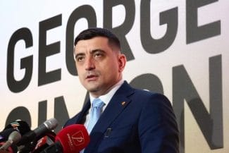 Știri de azi | George Simion: De mâine începând, pentru a preveni vreun asasinat politic, voi avea asigurată pază, conform legii, din partea Serviciului de Pază şi Protecţie - Știri de azi | 