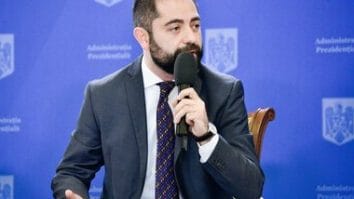 Știri de azi | Radu Burnete: E important ca societatea noastră să realizeze cât de tare s-a schimbat lumea şi cât de periculoasă a devenit. România trebuie să aibă o armată profesionistă şi solidă şi o industrie de apărare care să o deservească - Știri de azi | 