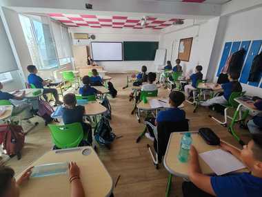 Știri de azi | Daniel David: Atâta timp cât România va dori să aibă învăţământ rural, iar eu susţin acest lucru, nu o să putem evita învăţământul simultan/ Dacă tot îl vom avea, va trebui să ne pregătim pentru acest învăţământ simultan - Știri de azi | 