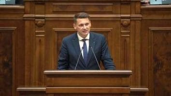 Știri de azi | Mircea Abrudean: Am aprobat astăzi legea care va permite intervenţia rapidă şi controlată atunci când apar focare care pun în pericol sănătatea pădurilor - Știri de azi | 