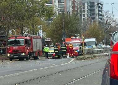 576944719-1409341701196129-339649151212538485-njpg - Știri de azi Știri de azi | Femeia lovită de un cablu în Bucureşti, în stare gravă la Spitalul Sfântul Pantelimon / Accidentul, provocat de un şofer în vârstă de 19 ani - Știri de azi |