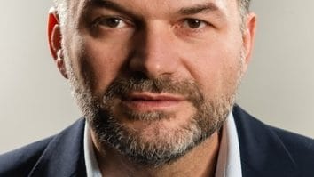 Știri de azi | Octavian Berceanu, despre dosarul DNA în care apare numele său: Am primit o propunere de participare la o schemă de afaceri ce viza industria de armament / Ulterior acestei întâlniri, am informat organele competente şi am colaborat cu autorităţile - Știri de azi | 