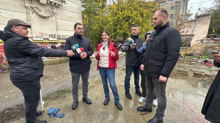 Mihai Enache si Anca Alexandrescu in Parcul IOR - Știri de azi Știri de azi | Mihai Enache: „Facem dreptate pentru București!” – Patrimoniul Capitalei, între ruină și nepăsare | Mihai Enache si Anca Alexandrescu in Parcul IOR