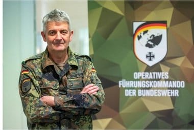 alexander-sollfrank-xjpg - Știri de azi Știri de azi | Un general german avertizează că Rusia ar putea lansa oricând un atac limitat asupra NATO - Știri de azi |