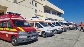 Știri de azi | MAI: 121 de ambulanţe vor fi livrate către serviciile de ambulanţă şi SMURD în acest an, iar alte 470 vor ajunge în judeţe până în iunie 2026. Bucureşti-Ilfov va primi 64 de ambulanţe, Constanţa 23, iar Suceava, Iaşi şi Timiş câte 20 - Știri de azi | 