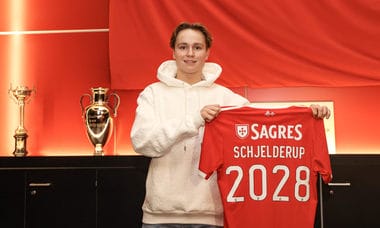 Știri de azi | Fotbal: Internaţionalul norvegian Schjelderup va apărea în instanţă după ce a distribuit un videoclip sexual cu minori - Știri de azi | 