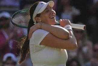 Știri de azi | Amanda Anisimova a învins-o pe Iga Swiatek şi s-a calificat în semifinale la Turneul Campioanelor - Știri de azi | 