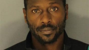 Știri de azi | NFL: Căutat de poliţia din Miami de câteva luni pentru tentativă de omor, Antonio Brown a fost arestat în Dubai şi extrădat în SUA - Știri de azi | 