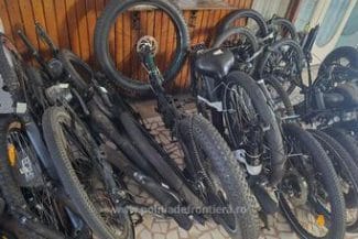 bicijpg - Știri de azi Știri de azi | Biciclete şi trotinete electrice declarate furate, în valoare de peste 200.000 de lei, descoperite de poliţiştii de frontieră la Nădlac şi Siret – FOTO - Știri de azi |