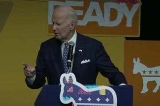 biden-omahajpg - Știri de azi Știri de azi | Într-o şarjă critică aspră, Joe Biden îl acuză pe Donald Trump că a „distrus” democraţia - Știri de azi |