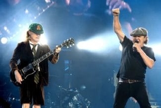 brian-johnsonjpg - Știri de azi Știri de azi | AC/DC a anunţat datele turneului „Power Up” din 2026 - Știri de azi |