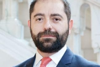 Știri de azi | Radu Burnete: Noi am plecat de la un deficit mai mare decât cel scris. Există şi o zonă gri a deficitului care e foarte greu de cuantificat. Cu cifrele corecte pe masă, deficitul poate scădea. Anul viitor se va duce spre 6% - Știri de azi | 