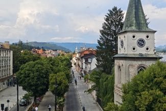 campulung-view-generaljpg - Știri de azi Știri de azi | NE/RE-VĂZUT: Muscel, la final – Nouă poveşti de realitate augmentată au pus în dialog trecutul şi prezentul şi au transformat istoria Câmpulungului - Știri de azi |