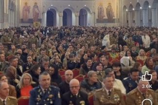 Știri de azi | UPDATE – Melodie pe versuri de Radu Gyr, propagandistul Mişcării Legionare, interpretată în Catedrala Naţională / Csoma Botond: Nu este o greşeală, ci o prăbuşire morală / Directorul Institutului „Elie Wiesel” solicită autosesizarea instituţiilor – VIDEO - Știri de azi | 