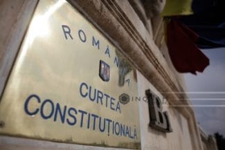 Știri de azi | CCR dezbate sesizările făcute de AUR şi ICCJ privind neconstituţionalitatea legii privind plata pensiilor private - Știri de azi | 
