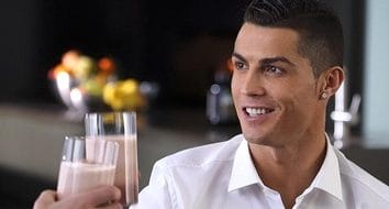 Știri de azi | Cristiano Ronaldo despre Trump: Este una dintre persoanele care pot să contribuie la schimbarea lumii - Știri de azi | 