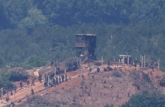 dmz-reutjpg - Știri de azi Știri de azi | Coreea de Nord condamnă o nouă serie de sancţiuni americane considerate ostile - Știri de azi |