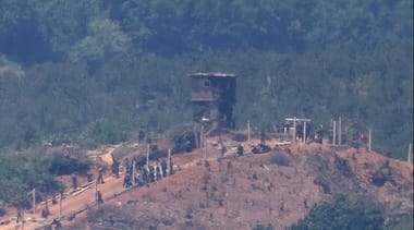 dmz-reutjpg - Știri de azi Știri de azi | Coreea de Nord condamnă o nouă serie de sancţiuni americane considerate ostile - Știri de azi |