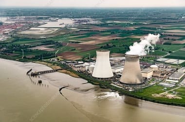 Știri de azi | Trei drone detectate deasupra Centralei Nucleare Doel, în Belgia - Știri de azi | 