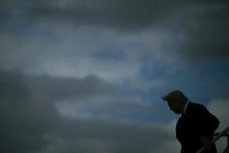 Știri de azi | ANALIZĂ: Trump îşi plăteşte, prin rezultatul dezastruos în alegerile locale din 2025, promisiunile nerespectate cu privire la costul traiului - Știri de azi | 