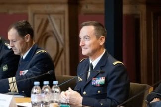 Știri de azi | Şeful Statului Major francez, Fabien Mandon, trage un semnal de alarmă, în audieri în Senat, cu privire la o ”atmosferă nucleară îngrijorătoare” după testele Rusiei şi anunţul lui Trump cu privire la o eventuală reluare a testelor nucleare - Știri de azi | 