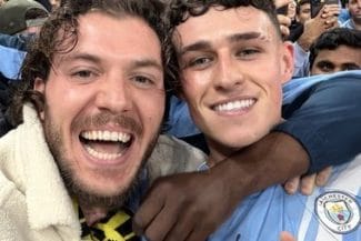 fodenjpg - Știri de azi Știri de azi | Manchester City: Phil Foden a făcut un selfie cu un fan din tribune după ce a marcat primul gol al meciului cu Borussia Dortmund - Știri de azi |