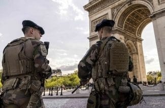 Știri de azi | Ameninţarea teroristă ”rămâne puternică” în Franţa şi a ”întinerit puternic”, la zece ani de la atentatele de la 13 noiembrie, avertizează procurprul antiterorist Olivier Christen. Ea s-a schimbat printr-o ”autonomizarea indivizilor” şi apariţie ameninţăr - Știri de azi | 