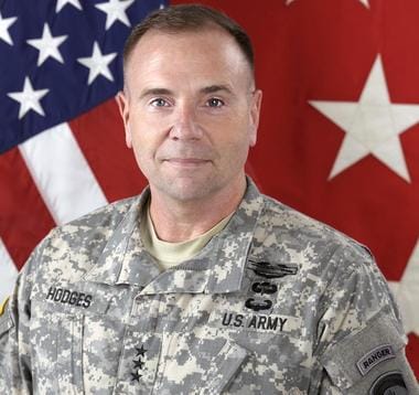 Știri de azi | Generalul american Ben Hodges despre retragerea trupelor americane: A fost cel mai rău moment posibil să anunţi o reducere a prezenţei americane în România. Nu-mi place decizia lor. Au făcut o treabă foarte proastă şi când au încercat să explice - Știri de azi | 