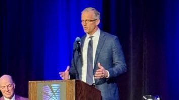 Știri de azi | Negocierile pentru încheierea shutdown-ului din SUA par promiţătoare, afirmă liderul majorităţii republicane din Senat - Știri de azi | 