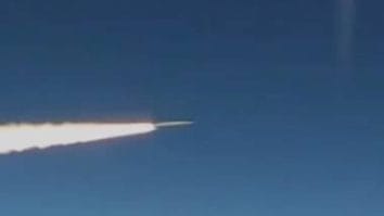 Știri de azi | Serviciul Federal de Securitate al Rusiei susţine că a dejucat o operaţiune ucraineană care viza deturnarea unui avion rusesc, purtător al rachetei „Kinjal”, către baza de la ”Mihail Kogălniceanu”, unde ar fi putut fi doborât - Știri de azi | 